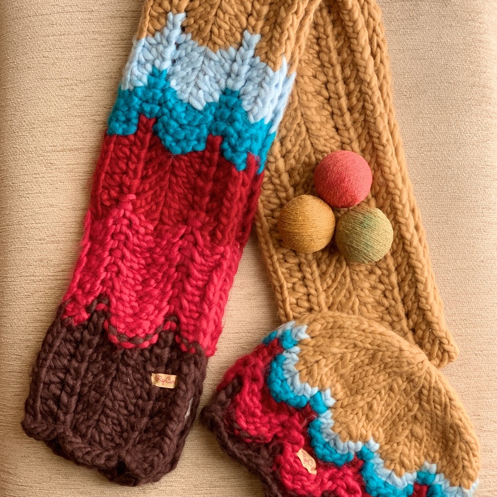 Rip Curl Scarf And Beanie Set - image 4